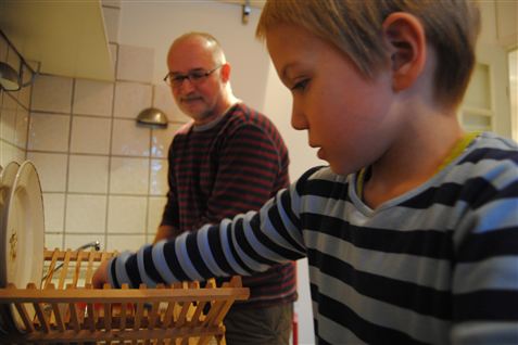 Erik Lillienfryd får afslag på afslag fra kommunen på at få en førtidspension trods en alvorlig ryglidelse, der kan gøre ham lam.  <b>Maja Korshin</b>