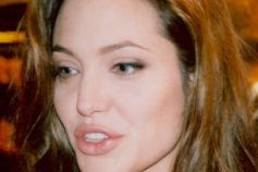 Angelina Jolie har angiveligt travlt på alle andre lagener, end det Brad Pitt ligger på.