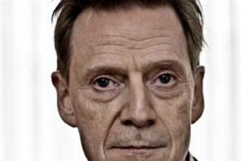Jesper Christensen: James Bond er noget lort