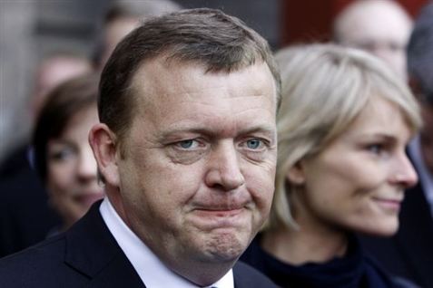 Vælgere dumper Løkke på et-års-dag