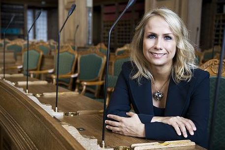 K: Lad chefer spørge om sygdom