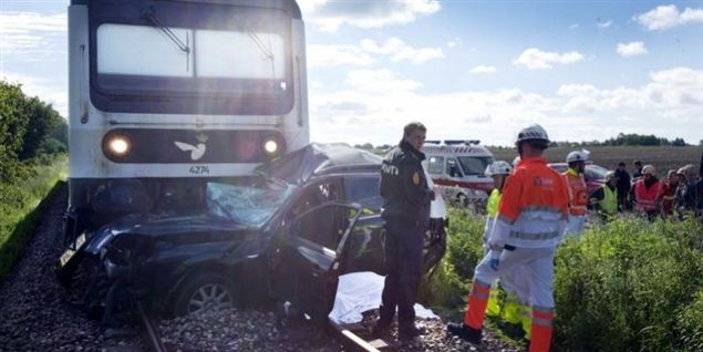 Kvinde dræbt af tog