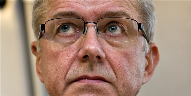 Arbejdsløse i panik lyver sig dygtigere