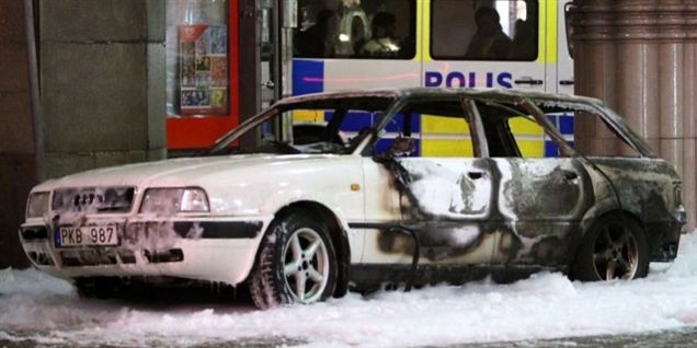 Stockholm ramt af selvmordsterror