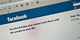 Hos store selskaber som Fullrate og Danske Bank holder de systematisk øje med, hvad der bliver skrevet om dem på sociale medier. Men det kan være problematisk, mener Datatilsynet.