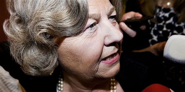 S: Birte Rønn ind i sag om net-navngivning