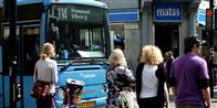 Pia Nymark kontrollerer ikke længere billetter i de blå busser. Nu håber hun på, at whistleblower-ordninger vil skabe større åbenhed for andre ansatte.