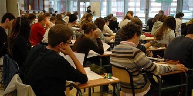 CBS-formand trækker sig efter skandale