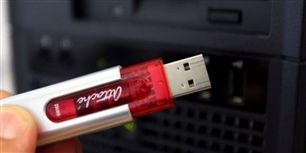 Den ser uskyldig ud, men det kan være en trojansk hest der lyn-installerer overvågning af hele din computer