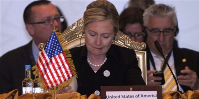 Clinton bejler til toptjans i Verdensbanken