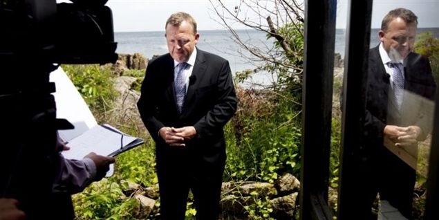 Regeringen sat til salg på nettet