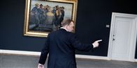 Statsministeren er ved at miste grebet om sin regering, mener politisk kommentator Hans Engell.