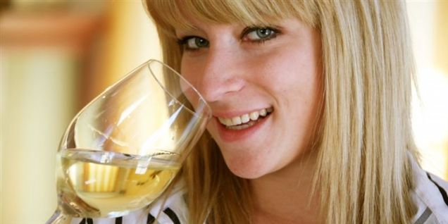 Sex, druk og prut: Se vores skøre ferievaner