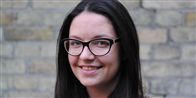 ”Jeg tror, at alle et eller andet sted oplever, at de tvivler på sig selv. Jeg har i hvert fald gjort det meget tidligere. Heldigvis er jeg kommet over det,” fortæller Sara Schlüter, der i dag er presseansvarlig i Mellemfolkeligt Samvirke.