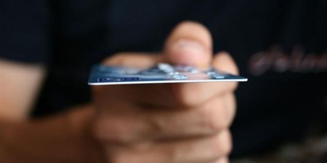 Visa Electron-kunder i klemme på benzintanke