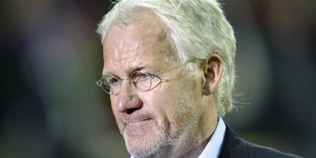 Morten Olsen sætter anføreren af landsholdet