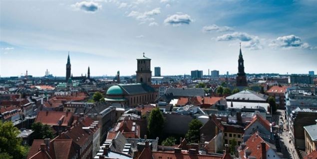 Hovedstaden står alene med fyringer