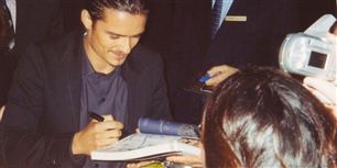 Orlando Bloom havde svært ved at forblive jordbunden