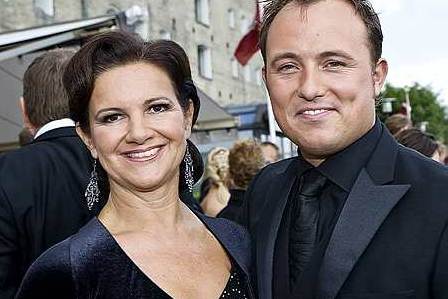 Anne-Mette Rasmussen med partneren Thomas Evers.