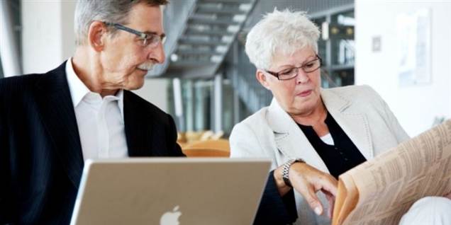 Ældresagen er ikke imponeret af, at ni ud af ti virksomhederne mener, de lever op til deres seniorpolitik.