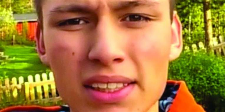 Patrick Piscot, der var 18 år, da han overlevede massakren, er i Danmark, hvor han så domsafsigelsen på tv sammen med sin søster.
