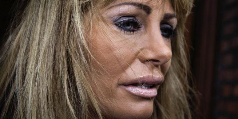 Et liv som nøgenmodel og bordelmutter ser ud til at have taget hårdt på den 38-årige Anni Brinch, tidlige Fønsby. Nu trætter en dom for at tjene på andres prostitution for op mod seks millioner kroner. Ankesagen starter i dag.