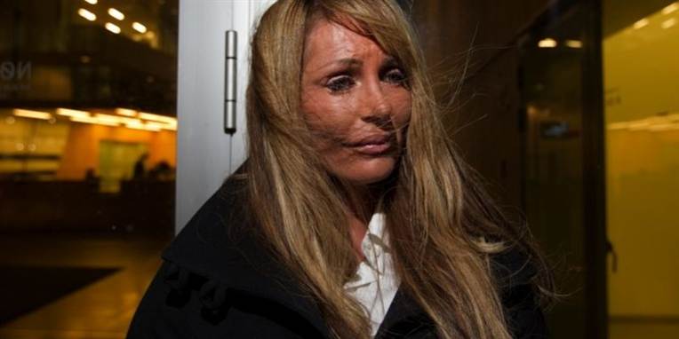Anni Fønsbys piger kan ikke længere finde tryghed i bordellernes faste rammer.