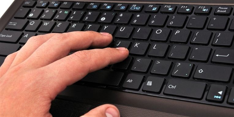 - Som arbejdsgiver er du interesseret i at få det fulde billede af en kommende ansat, og Facebook og andre sociale medier giver et mere ærligt billede end en ansøgning og et CV, siger ekspert i sociale medier.