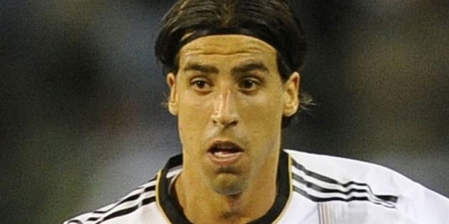 Real Madrid betalte omkring 100 millioner for Mesut Özil. Det vides ikke, hvad den spanske storklub gav for Sami Khedira (billedet).