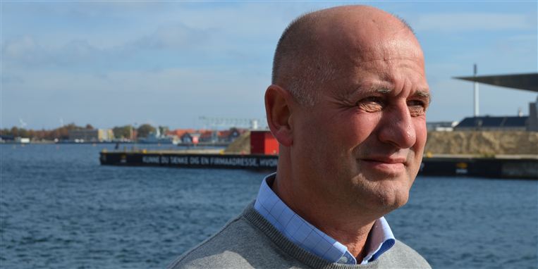”Men nu siger jeg det, som JEG ser det, fordi det er hamrende vigtigt at
 få ud. Jeg kan ikke længere stå inde for sikkerhedskulturen på den her 
arbejdsplads,” siger Henning Dons fra Københavns Brandvæsen.