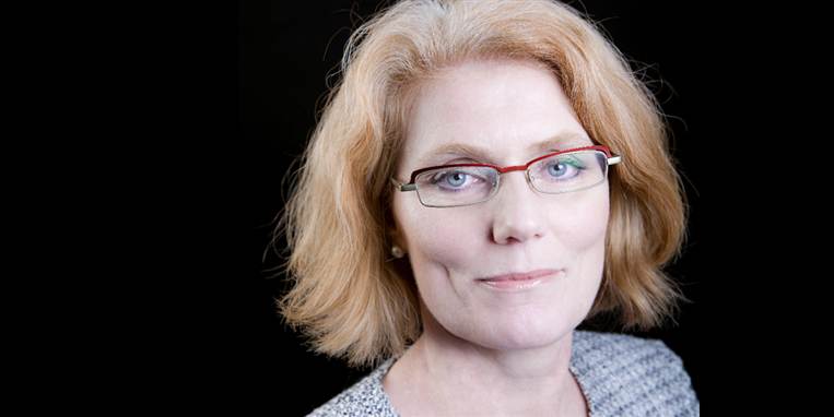 Borgerne har haft rigeligt med muligheder for at orientere sig om risikoen ved at spise flammegrillet bøfkød. Sådan lyder budskabet fra vicedirektør Annelise Fenger i Fødevarestyrelsen som svar på flere eksperters kritik af myndighedernes håndtering af Burger King-sagen.