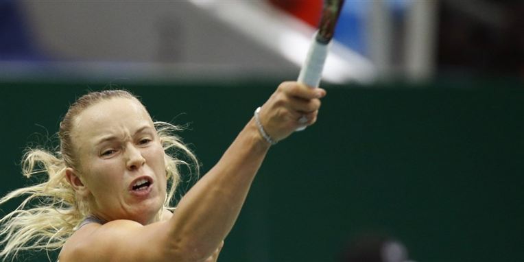 Franske Marion Bartoli er fortsat nummer 10, mens Wozniacki beholder pladsen som nummer 11.