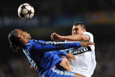 Chelsea og Drogba er ude af Champions League.