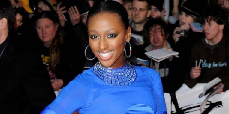 Alexandra Burke havde et dansk-engelske X Factor-møde.