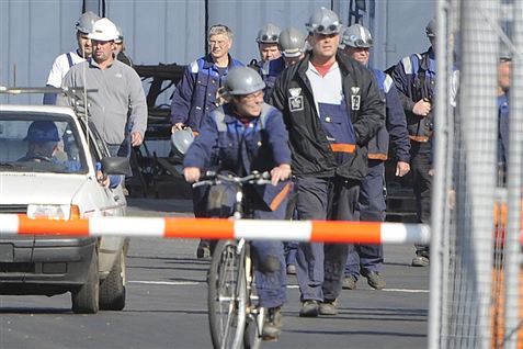 Lindø fyrer 2000 ansatte i løbet af de næste to år. Men der er håb, danske arbejdere er de bedste i den vestlige verden til at finde nyt arbejde.