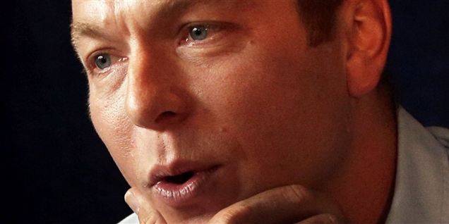 Chris Hoy melder torsdag, at han stopper karrieren.