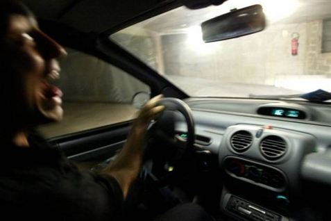 17 ud af 20 bilister indrømmer, at de synger med, når musikken rocker i bilen.