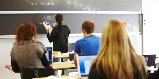 Når man som elev synes, det er kedeligt at gå i skole, så skal man blot tænke på, at mange år på skolebænken giver et langt og sundt liv.