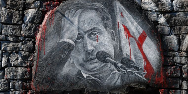 Mikheil Saakashvili her portrætteret efter roserevolutionen i Georgien