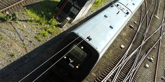 Regeringen truer med at forringe den kollektive trafik ved at skære 300 millioner kroner i støtten til DSB