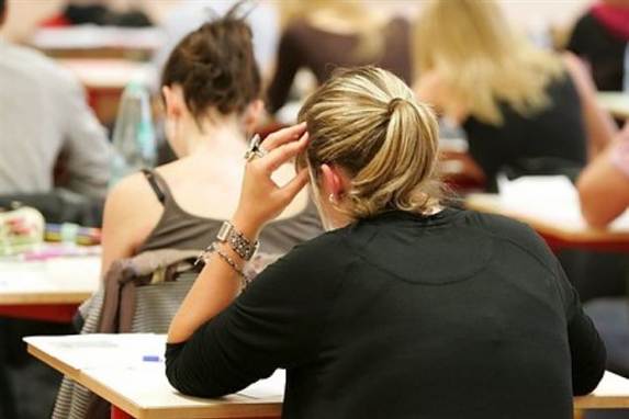 Uddannelsessystemet er ikke gearet til drengene, mener økonom i AE-Rådet.