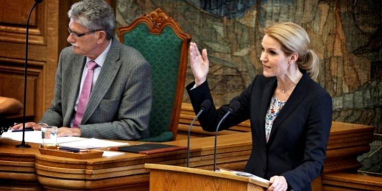 Det er Mogens Lykketoft (S), der som Folketingets formand i sidste ende er den øverste myndighed i sagen.