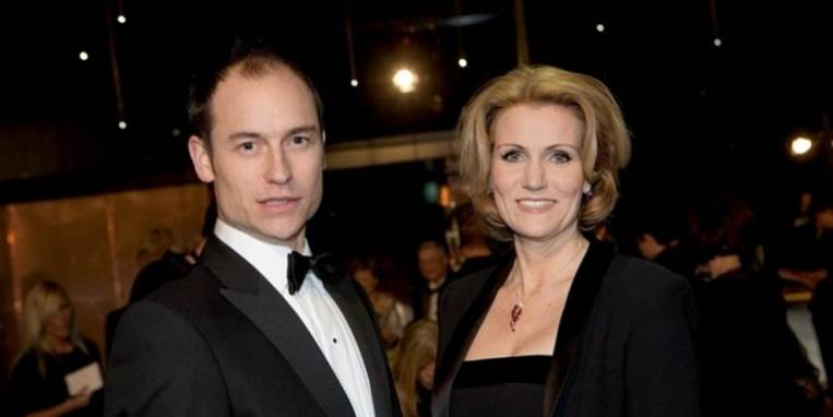 B.T. har lavet et notat, der dømmer Helle Thornings mand, Stephen Kinnock. Det er ifølge politisk kommentator Niels Krause Kjær det famøse notat i sagen.