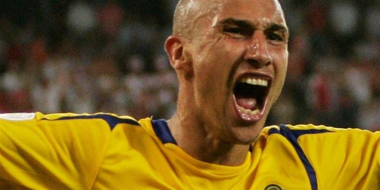 Henrik 'Henke' Larsson var en frygtet angriber, da han spillede. Som træner har han vist sig at have et stort temperament.