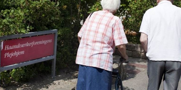 Haandværkerforeningens Hjemmepleje er nu blevet afsløret i systematisk snyd blandt de ansatte, som de ældre altså lider under.