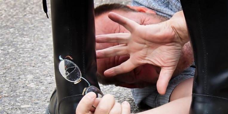 Arkiv. Politiet og anklagemyndigheden skal have mere fokus på hadforbrydelser, og det hilses velkomment i Institut for Menneskerettigheder.