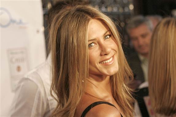 Ifølge den engelske avis The Mirror snøfter Jennifer Aniston ikke over bruddet med sangeren John Mayer.