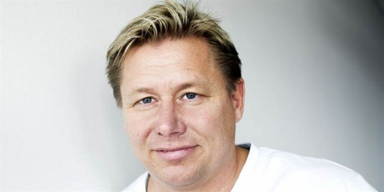 Jesper 'Kasi' Nielsen vil bygge en fodboldklub op fra bunden, der spiller Champions League om fem år.