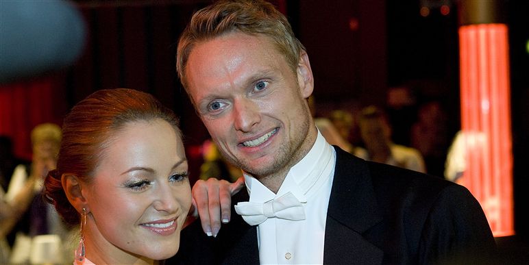 Kennet Carlsen - Den stenrige tennis-pensionist fik polske håndværkere til at sætte sin ny villa i Hellerup i stand. Men håndværkerne havde skjult sig for myndighederne og arbejdede ulovligt i Danmark, afslørede Ekstra Bladet.