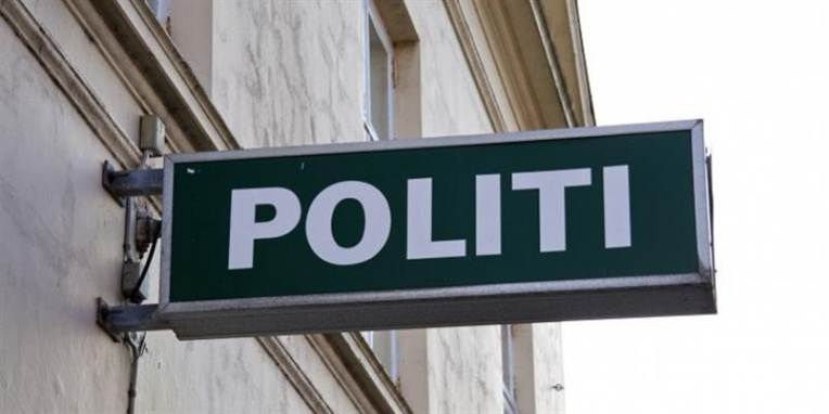 Politiet blev  tidligt i morges kaldt ud til en lejlighed i Birkeparken i Odense, hvor en mand var blevet stukket ihjel af sin kæreste.
